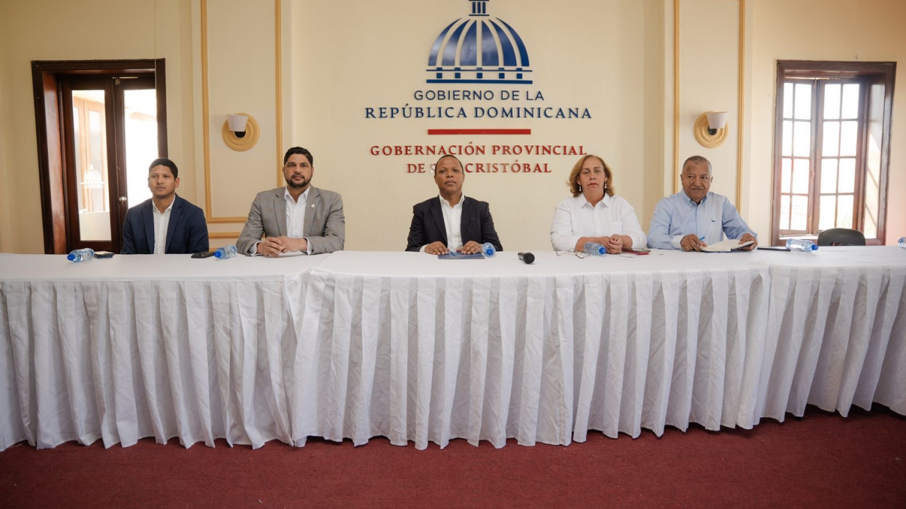 Abinader promueve mayor uso de Paso Rápido para agilizar tránsito en los peajes